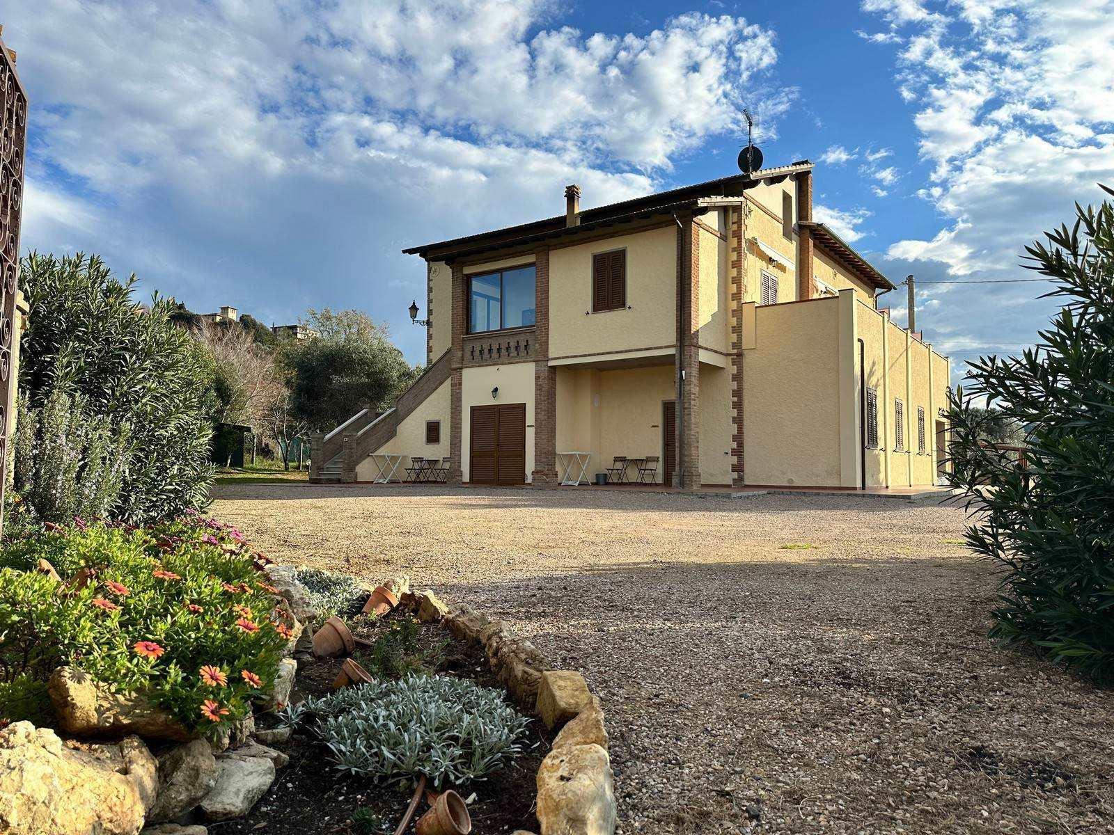10 Bedrooms - Farmhouse - Tuscany - For Sale - A7631taa