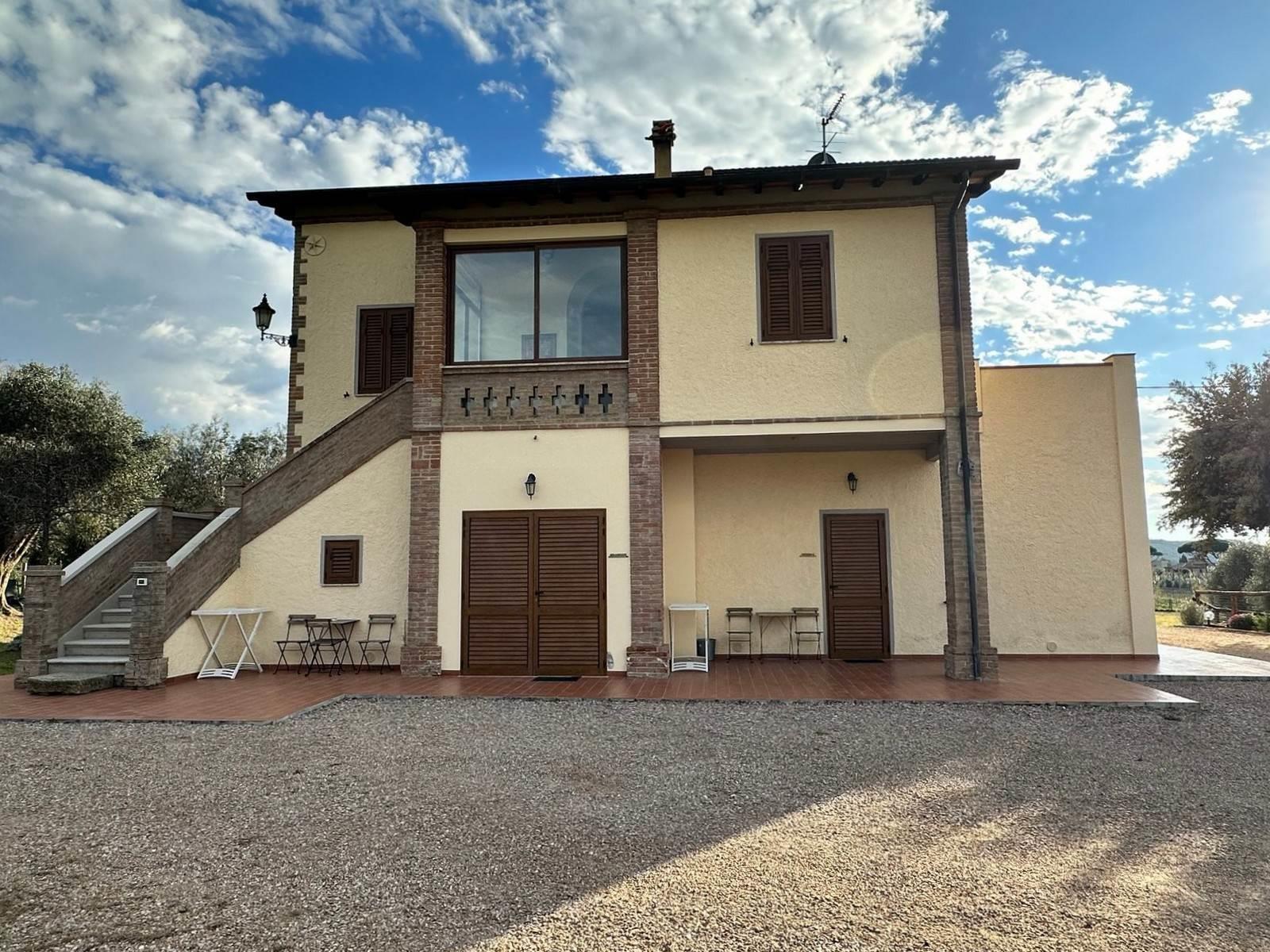 10 Bedrooms - Farmhouse - Tuscany - For Sale - A7631taa