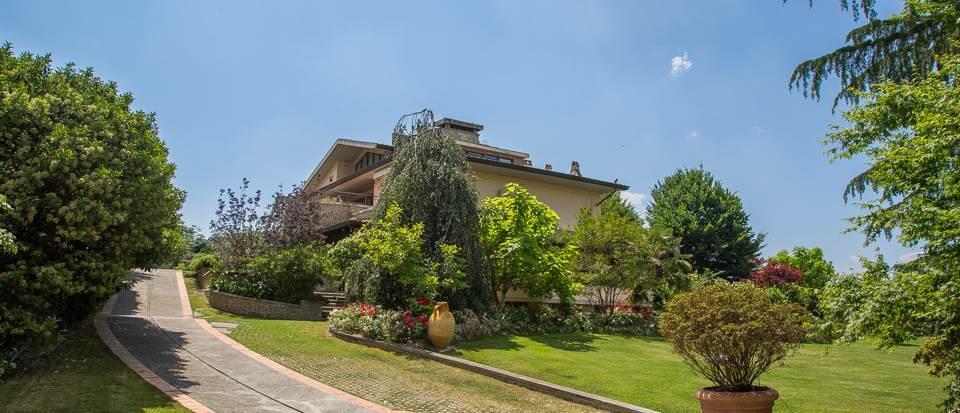 8 Bedrooms - Villa - Tuscany - For Sale - A8312rva