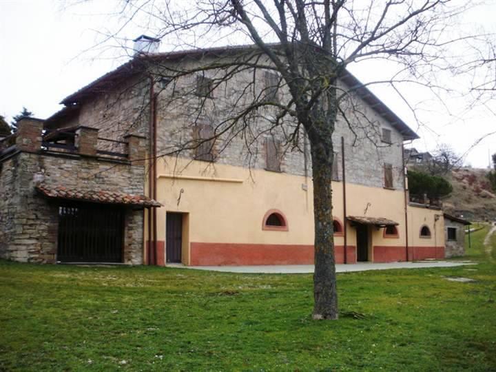5 Bedrooms - Farmhouse - Umbria - For Sale - A6380taa