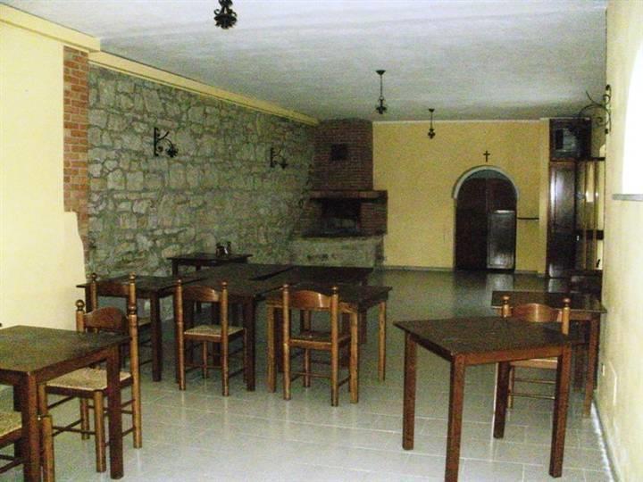 5 Bedrooms - Farmhouse - Umbria - For Sale - A6380taa