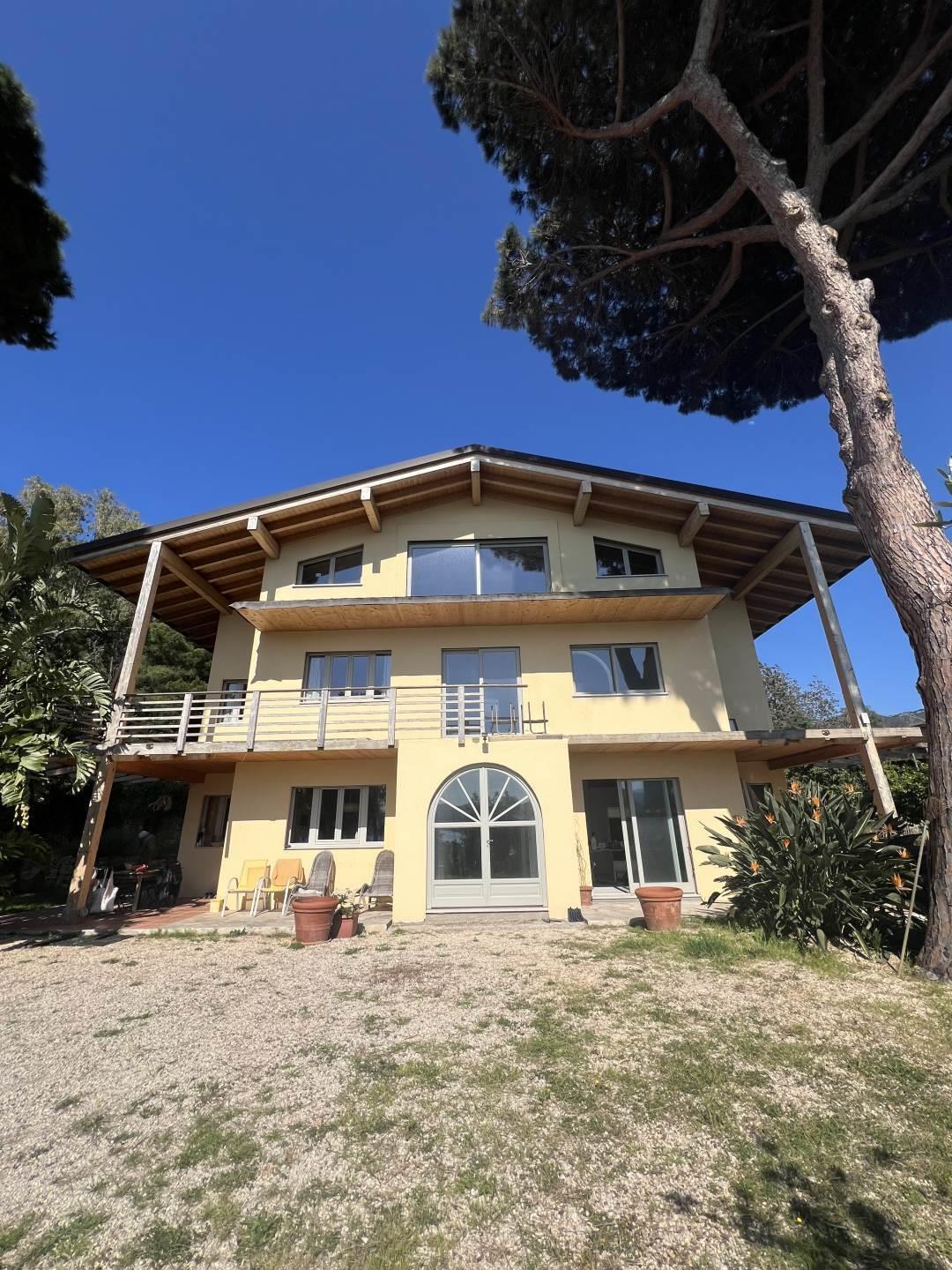 5 Bedrooms - Flat - Tuscany - For Sale - A9591fr027