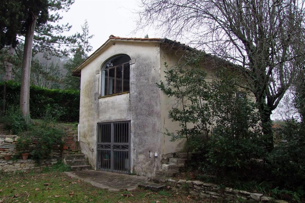 4 Bedrooms - House Semidetached - Tuscany - For Sale - A6273rva