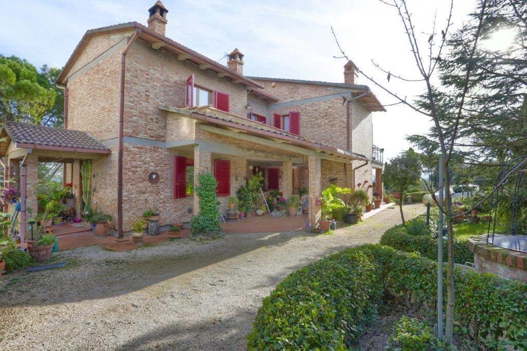 4 Bedrooms - Villa - Tuscany - For Sale - A9591mr093