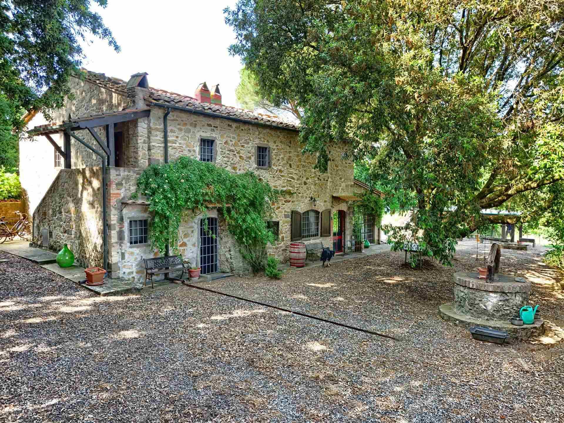 2 Bedrooms - Farmhouse - Tuscany - For Sale - A3165taa