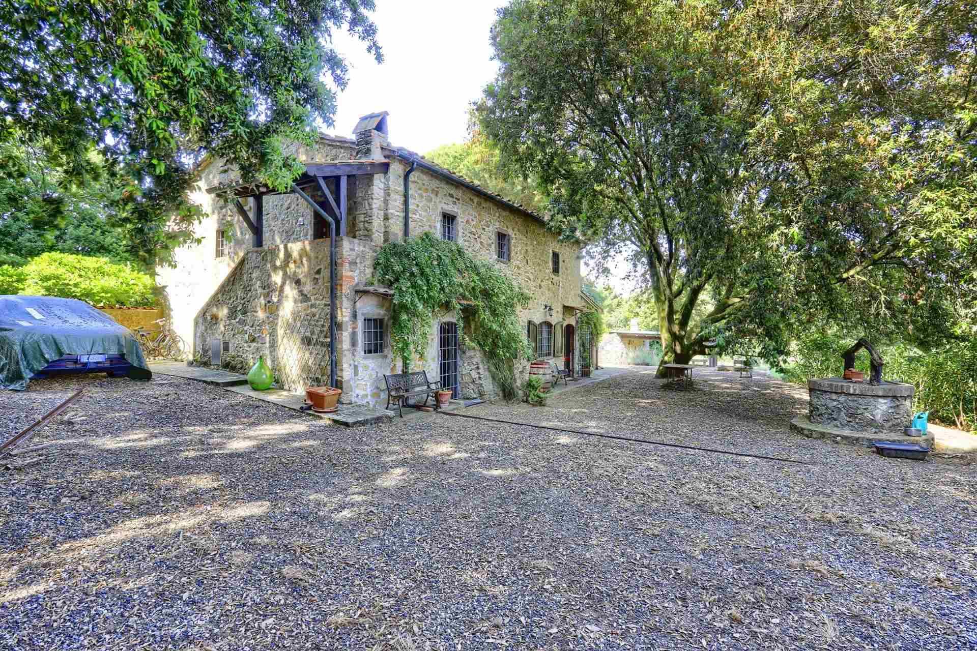 2 Bedrooms - Farmhouse - Tuscany - For Sale - A3165taa