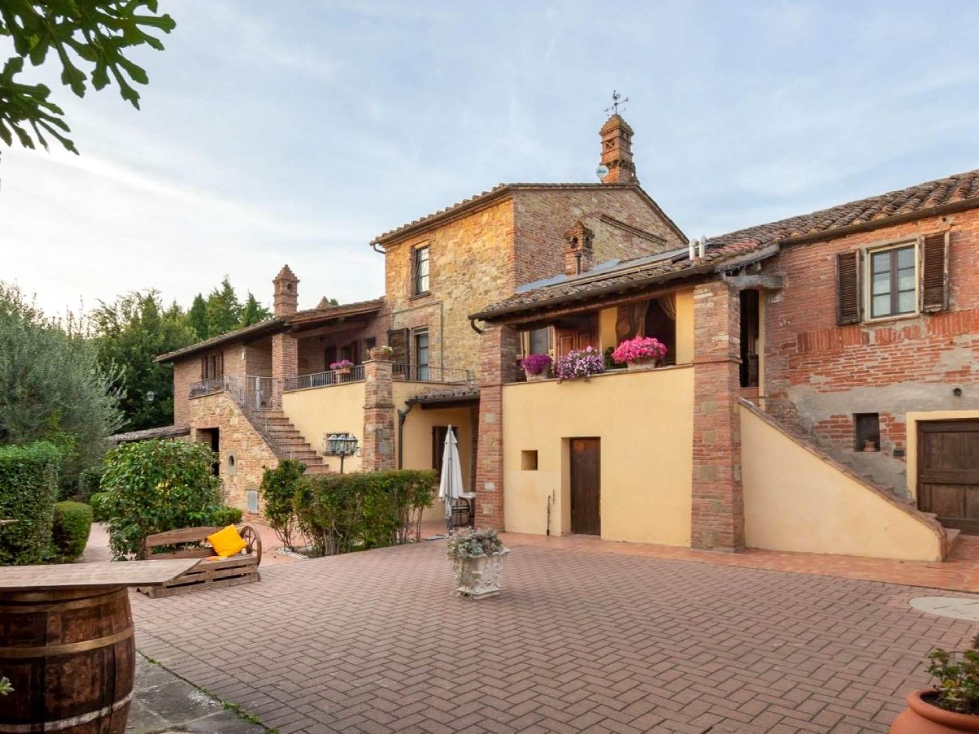 25 Bedrooms - Farmhouse - Umbria - For Sale - A1190ta86987