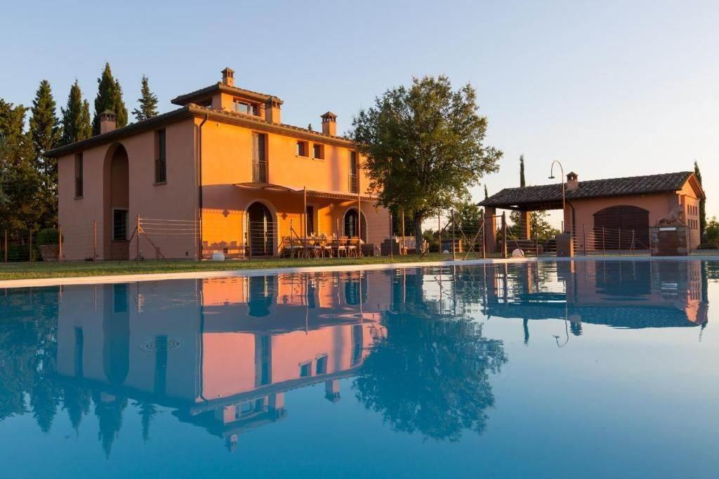 15 Bedrooms - Rustic House - Tuscany - For Sale - A9591sr010