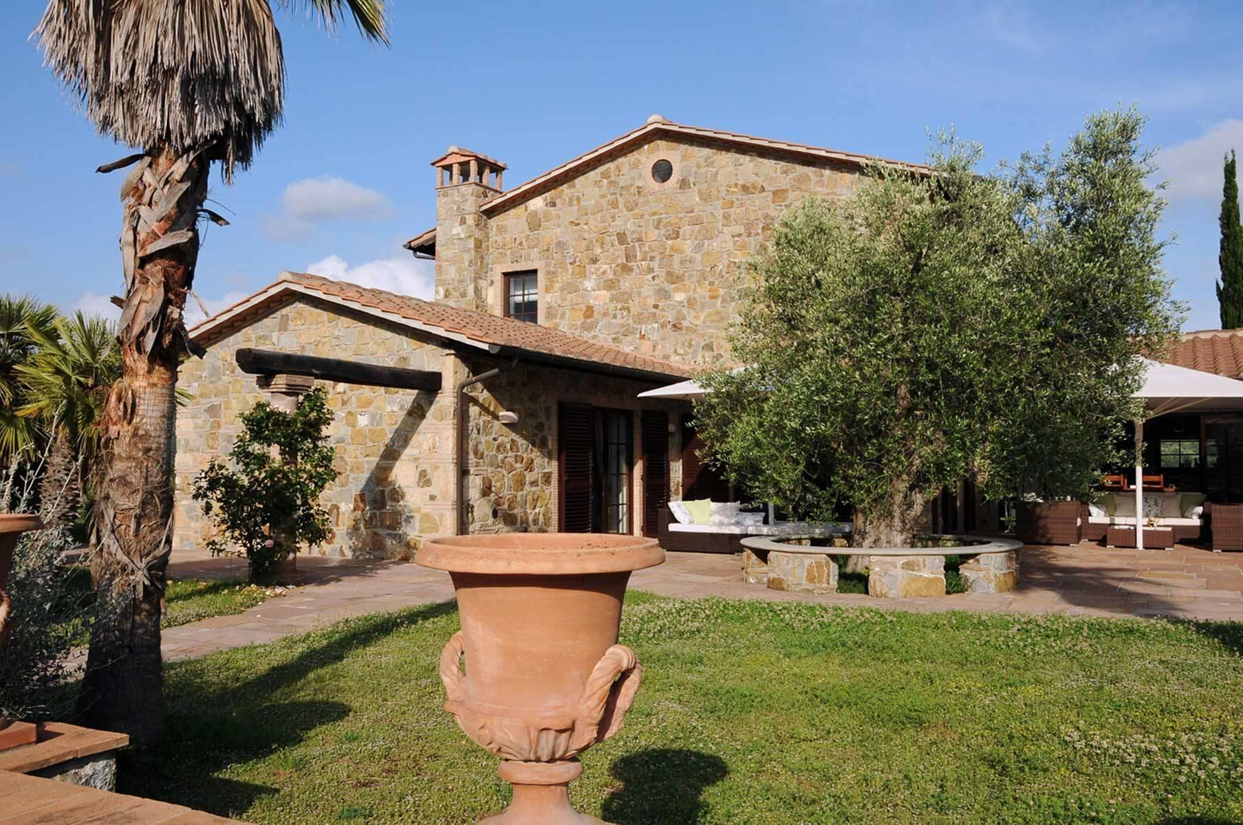 4 Bedrooms - Villa - Tuscany - For Sale - A7631rva