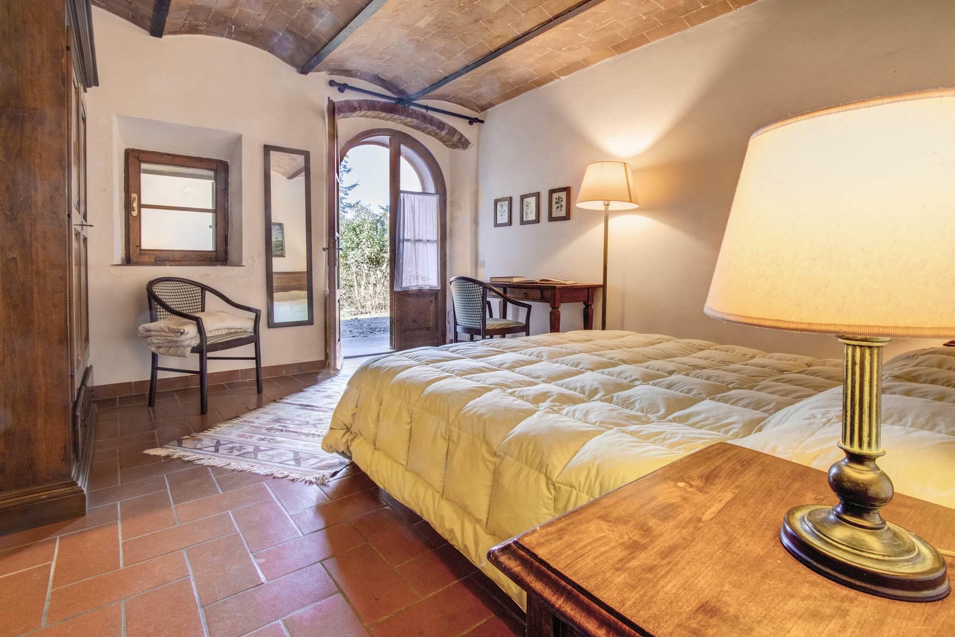 6 Bedrooms - Farmhouse - Tuscany - For Sale - A9591fr022