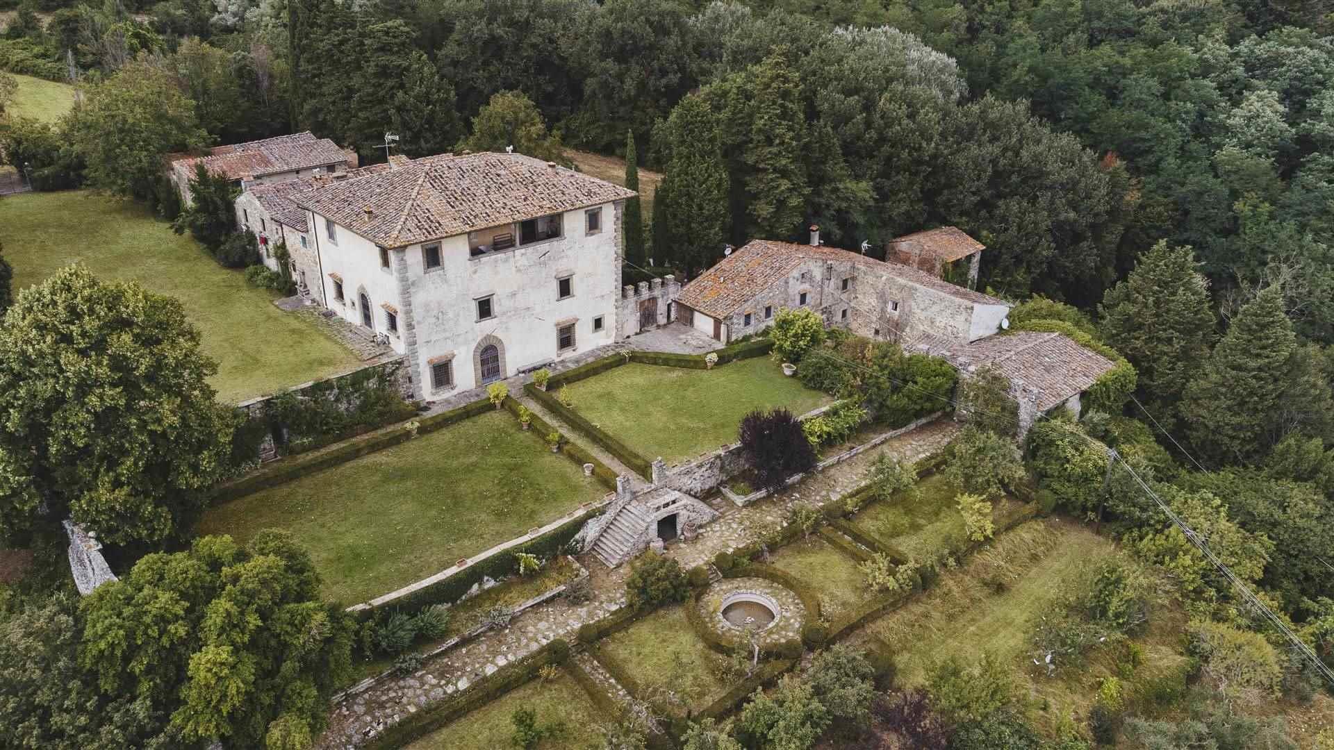 6 Bedrooms - Villa - Tuscany - For Sale - A9591ab049