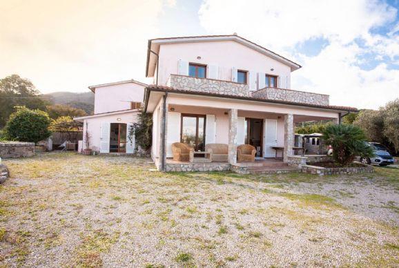 2 Bedrooms - Villa - Tuscany - For Sale - A4018rva