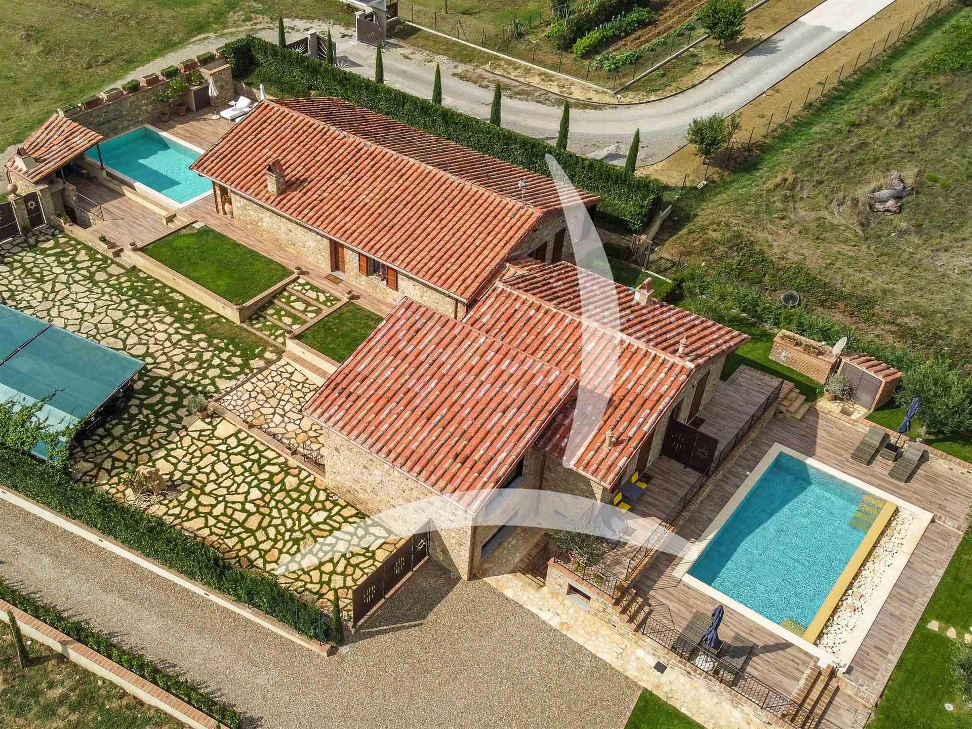 4 Bedrooms - Villa - Umbria - For Sale - A1190rv63096