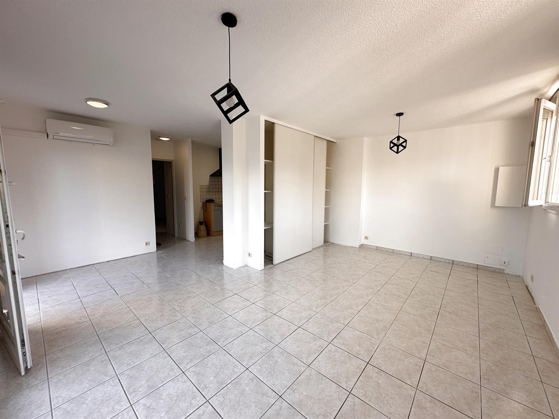 Maison à louer, 50m², Perpignan