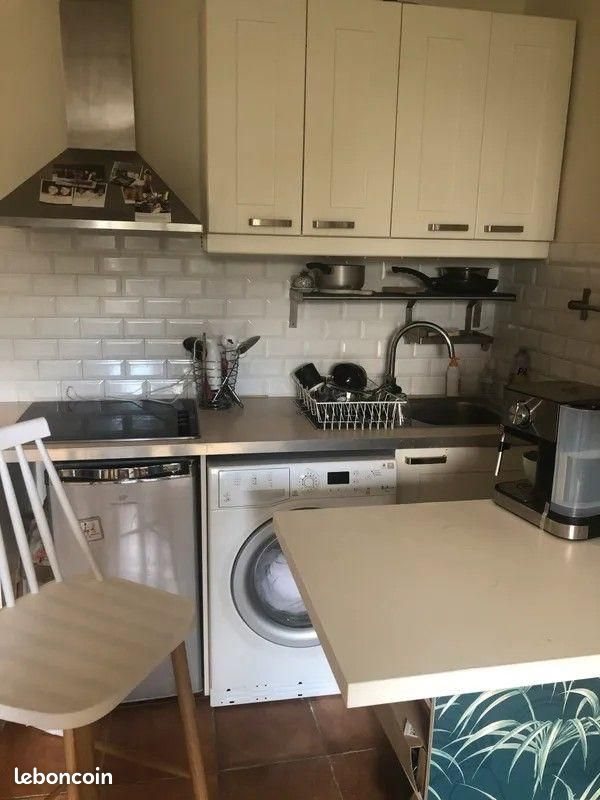 Appartement à louer, 29m², Paris 18ème