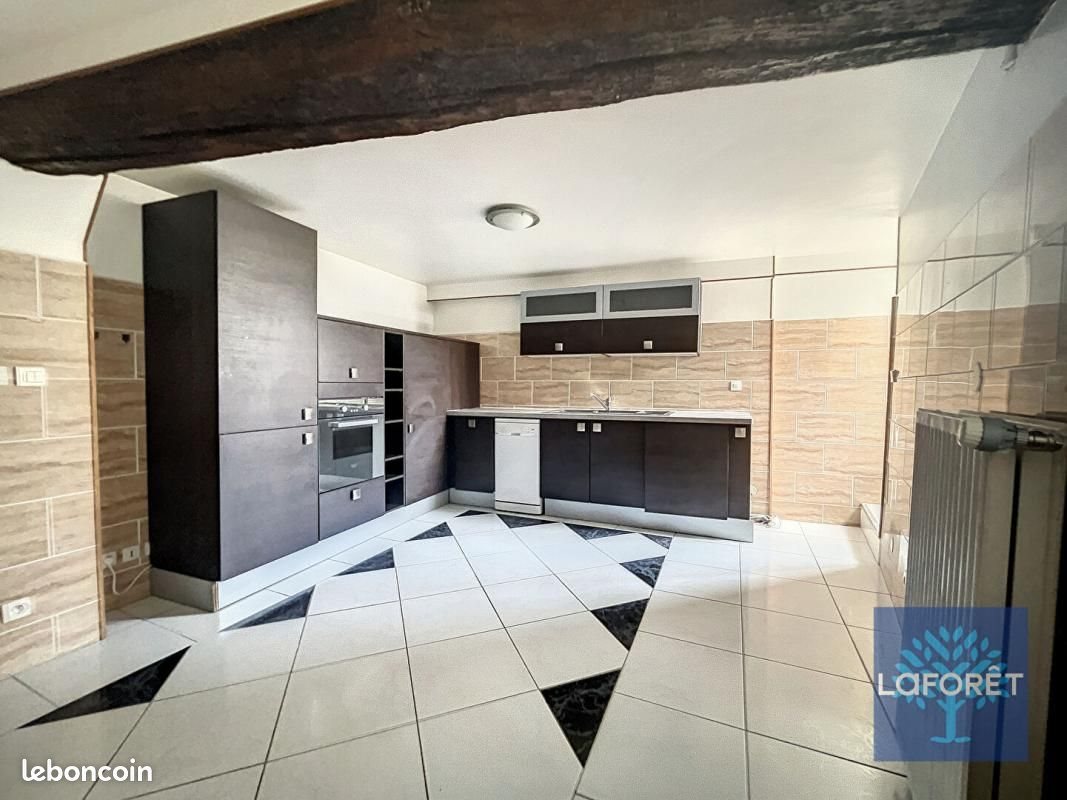 Maison à louer, 120m², Arpajon