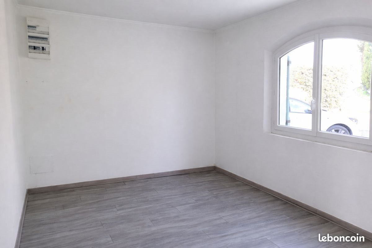 Appartement à louer, 56m², Valbonne