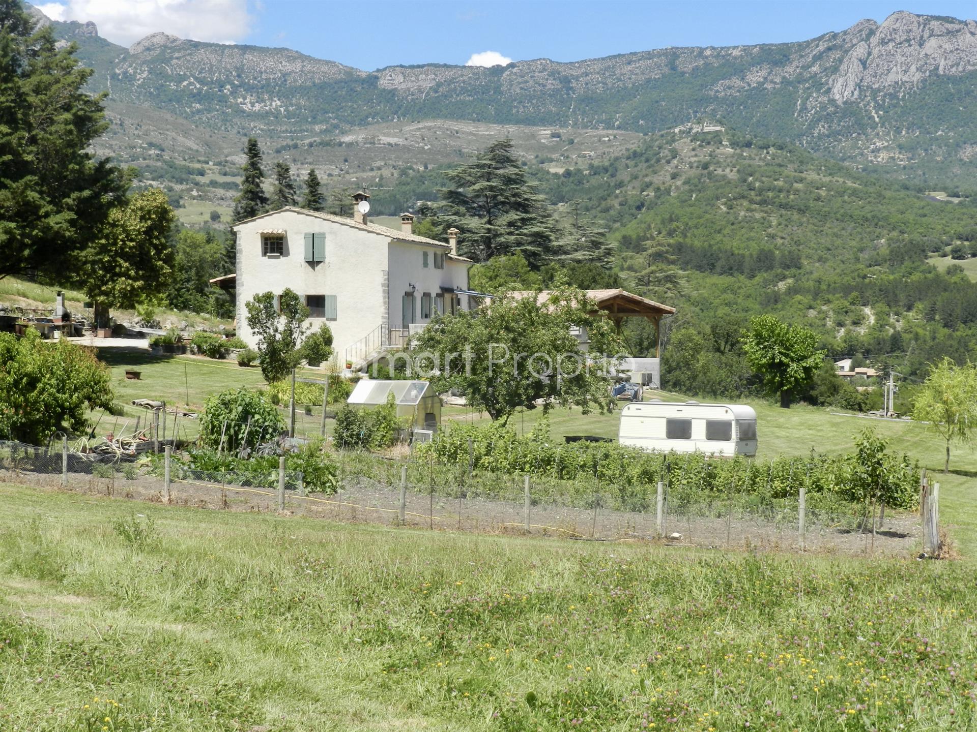 Maison à vendre, 190m², Noyers-sur-Jabron