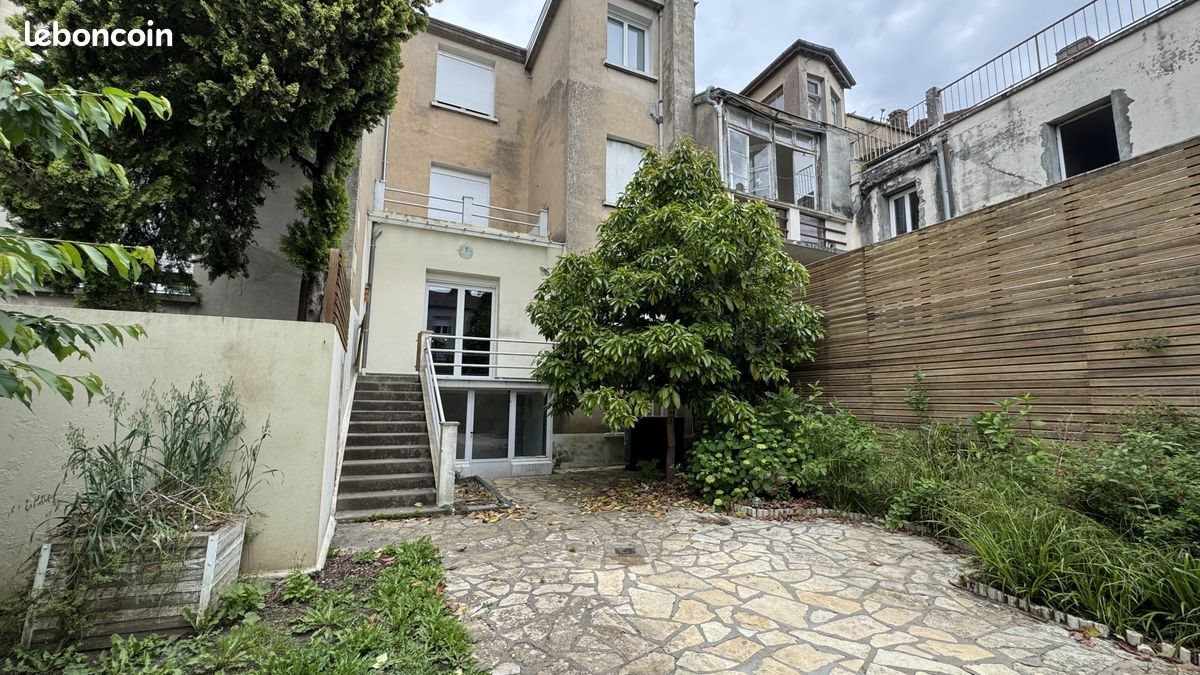 Maison à louer, 185m², Marmande