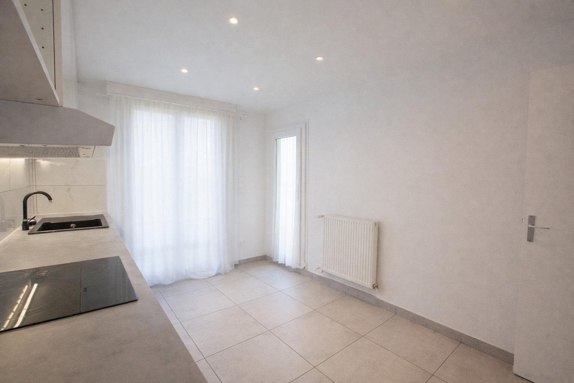 Appartement à vendre, 71m², Le Mesnil-Saint-Denis