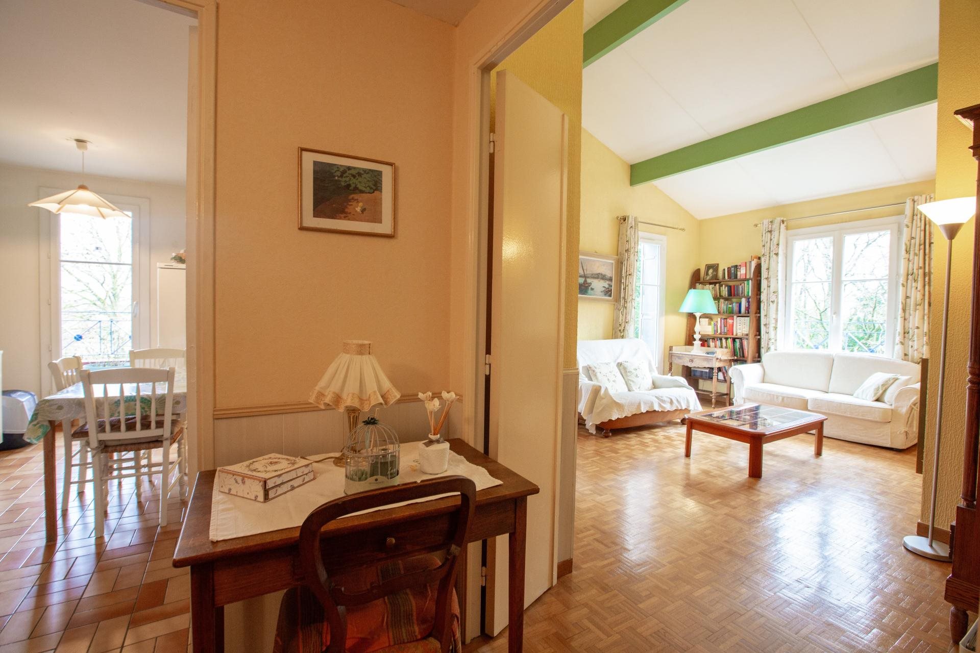 Appartement à vendre, 107m², Le Mesnil-Saint-Denis