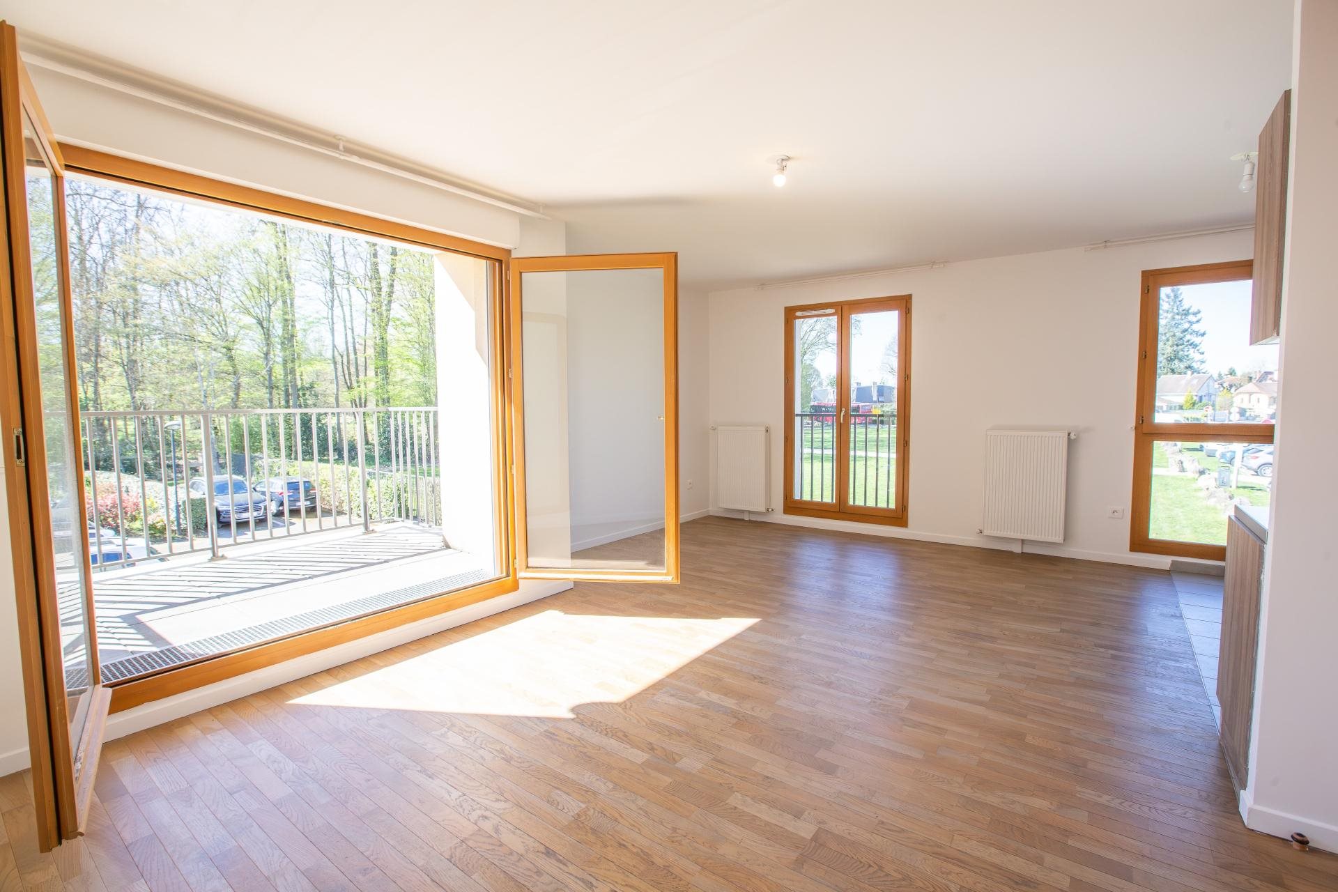 Appartement à vendre, 78m², Le Mesnil-Saint-Denis