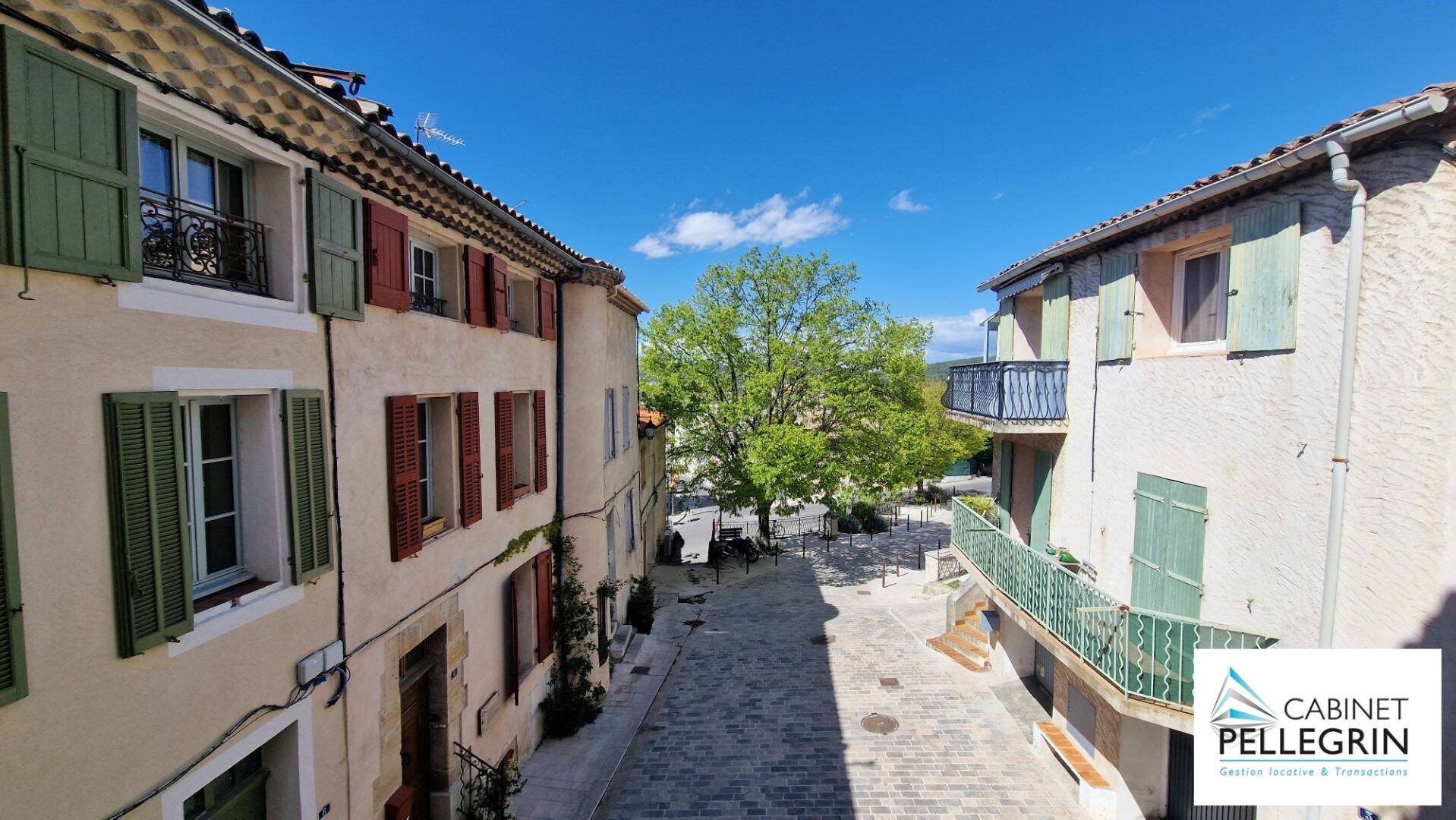 Appartement à louer, 25m², Simiane-Collongue