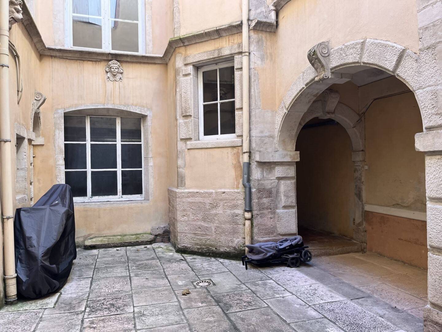 Appartement à vendre, 191m², Tournus