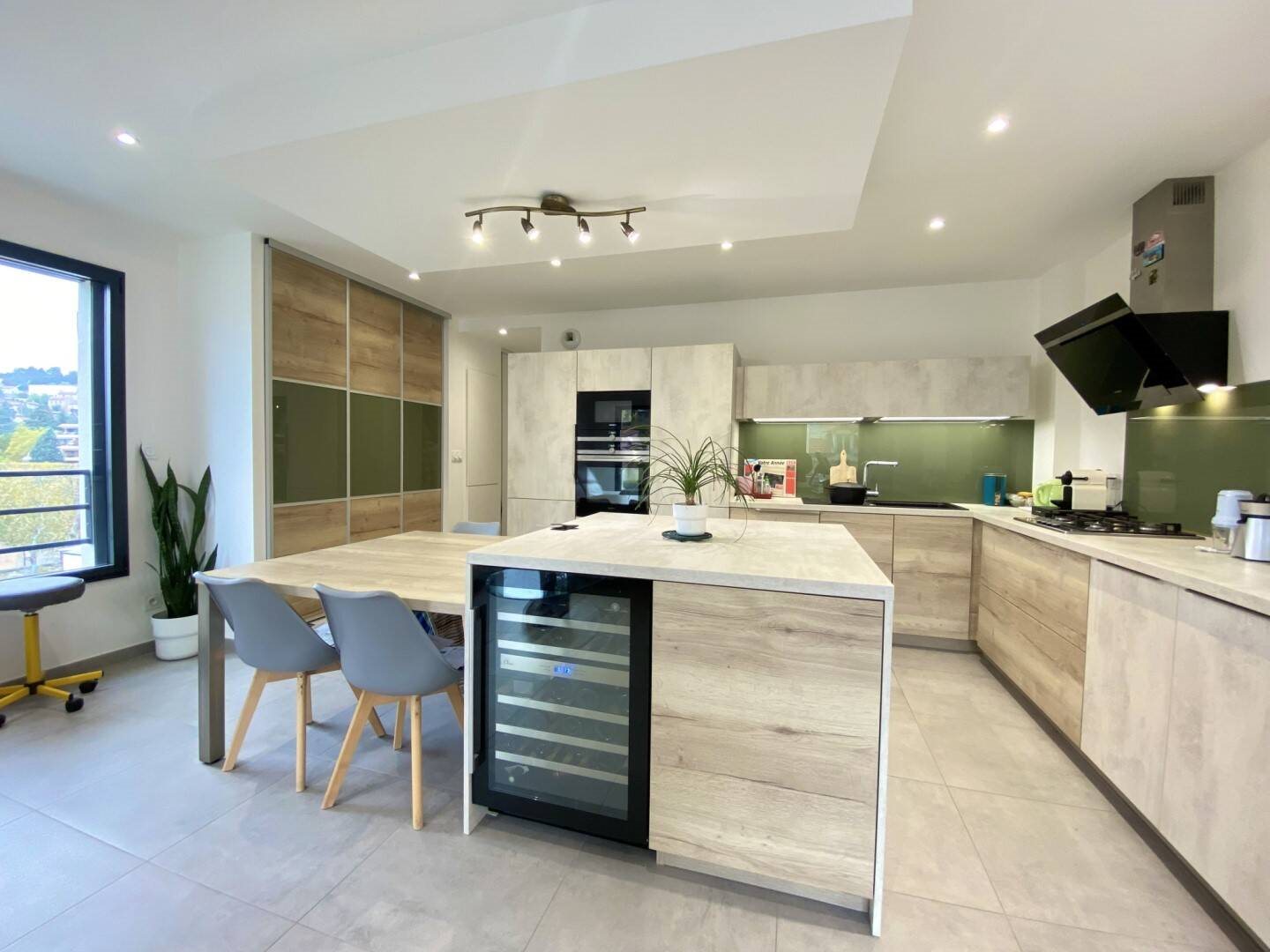 Appartement à vendre, 115m², Saint-Etienne