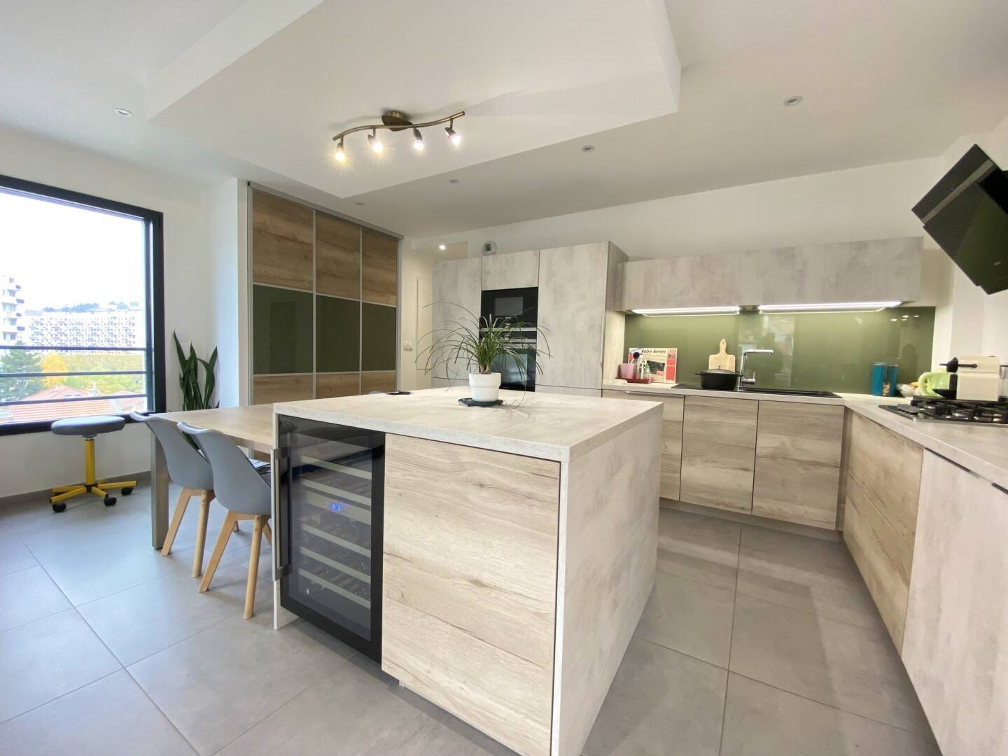 Appartement à vendre, 115m², Saint-Etienne