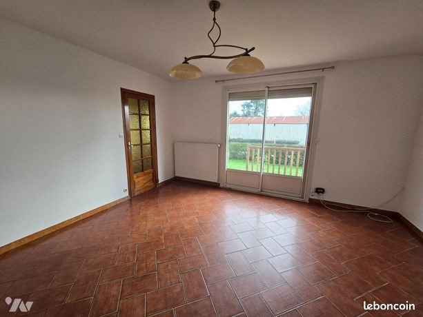 Maison à louer, 99m², Rieux