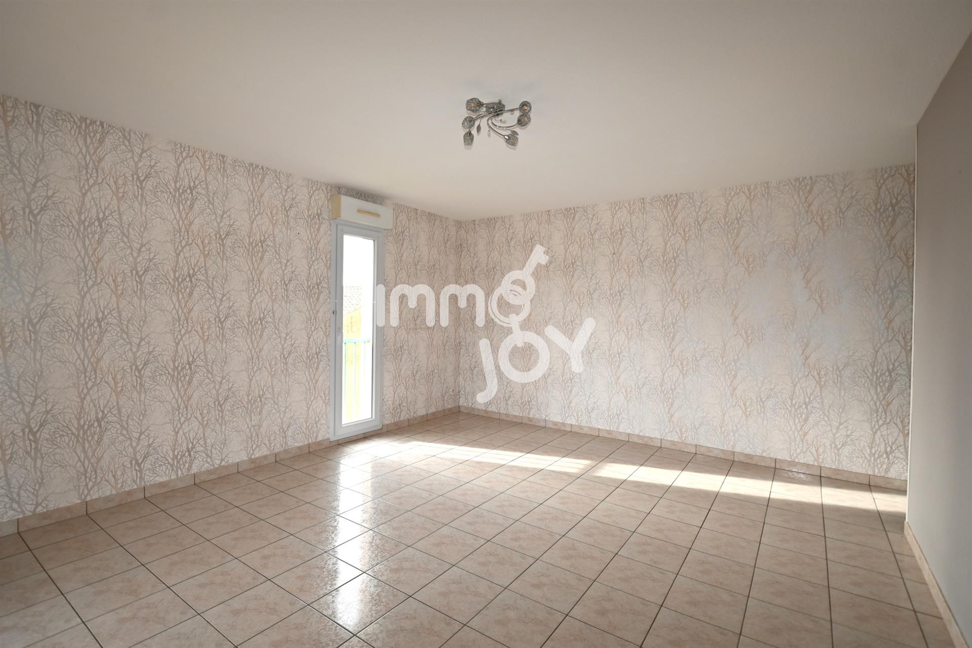 Appartement à louer, 81m², Auterive