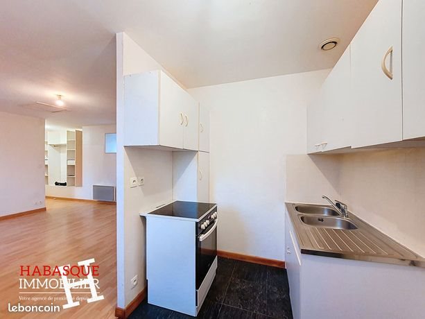 Appartement à louer, 45m², Landerneau