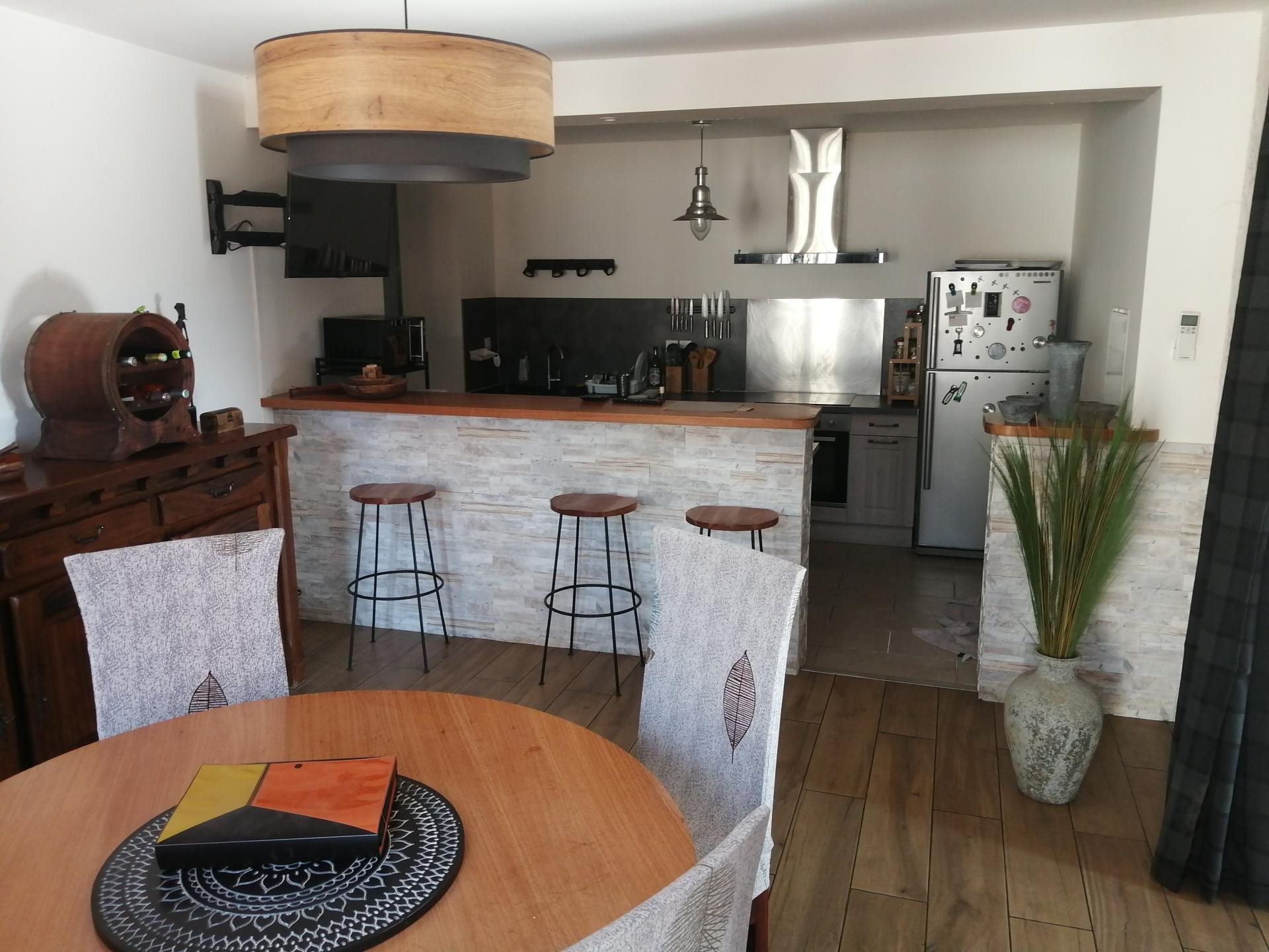 Appartement à vendre, 90m², Privas