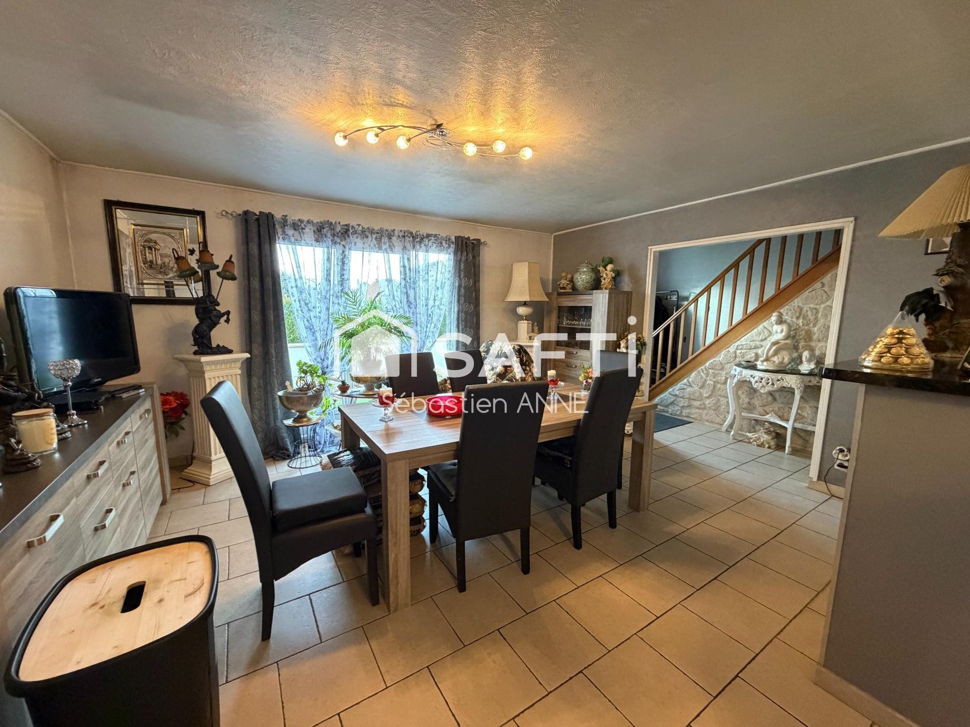 Maison à vendre, 131m², Argences