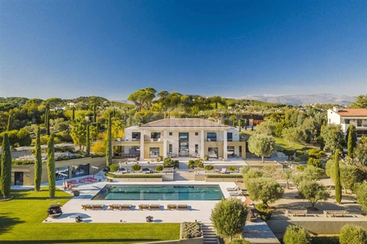 Super Cannes: Een prachtige villa met zwembad en uitzicht op zee