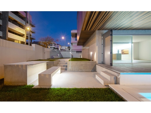 Maison individuelle T3, avec sous-sol pour parking, stockage et piscine - Quinta do Desembargador