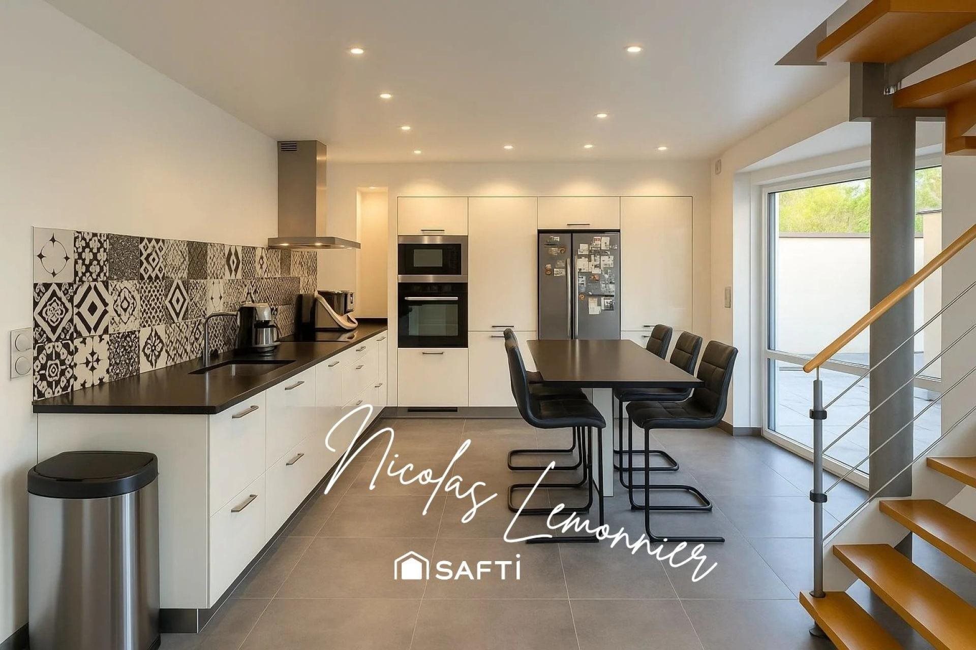 Maison à vendre, 240m², Bellengreville