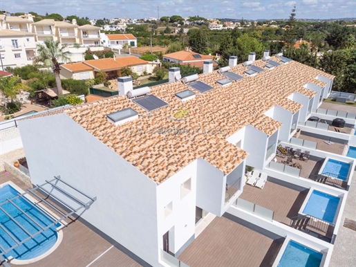 Villa mit 4 Schlafzimmern zum Verkauf in Albufeira und Olhos de Água