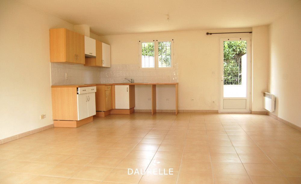 Appartement à vendre, 66m², Noves