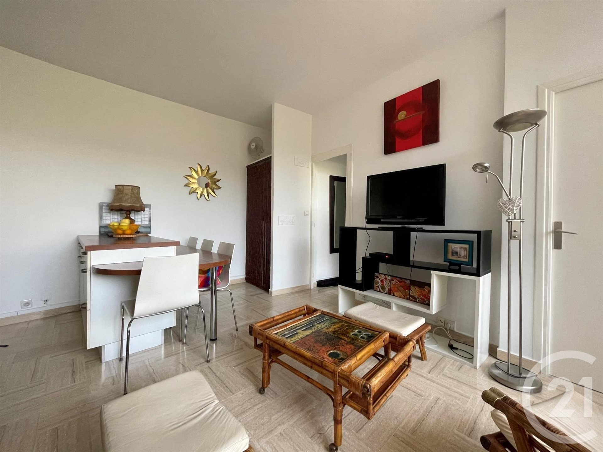 Appartement à louer, 32m², Mandelieu-la-Napoule