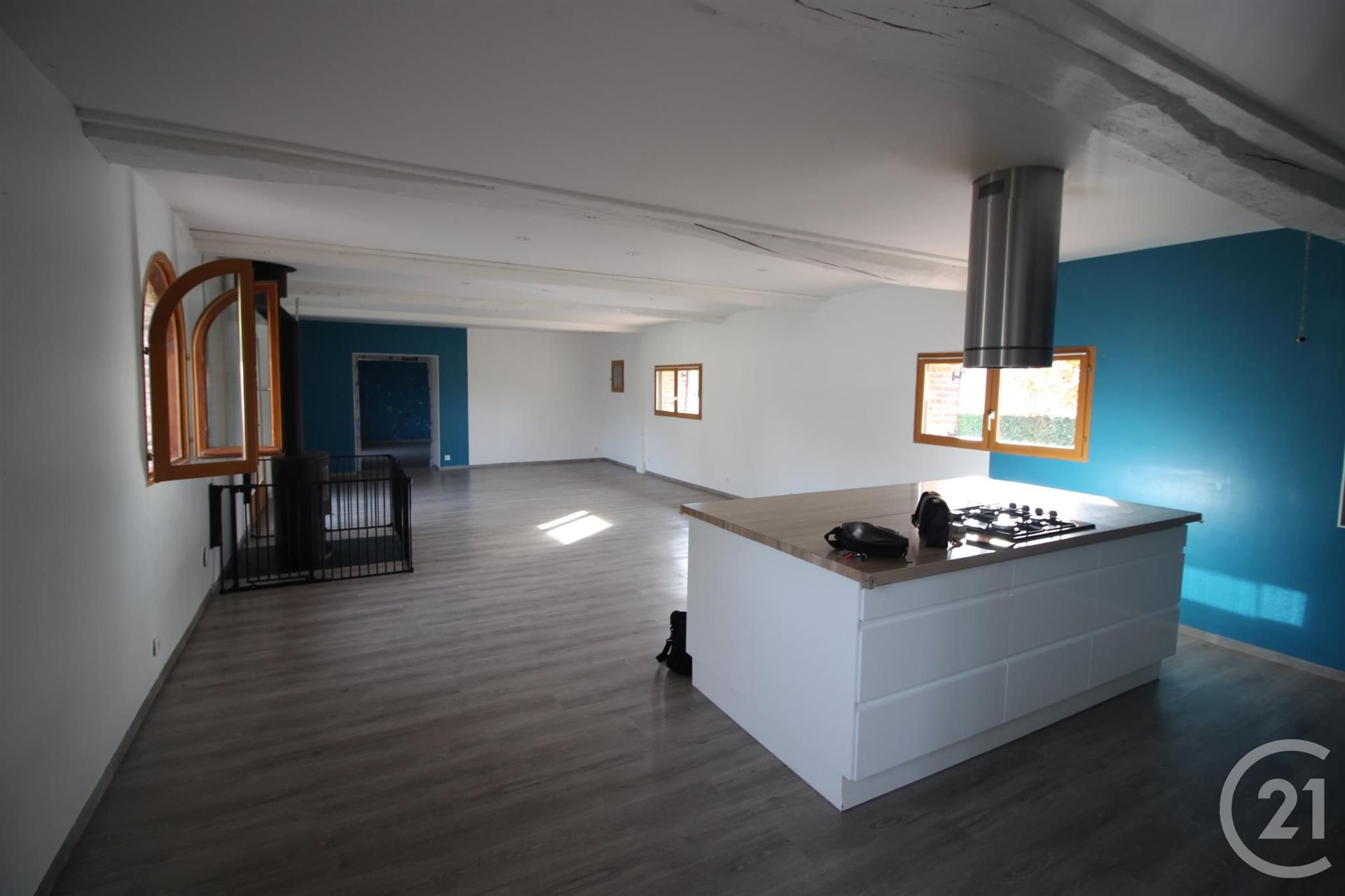 Maison à louer, 204m², Saint-Laurent-en-Caux