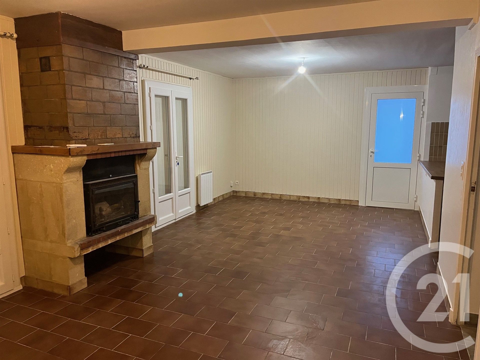 Maison à louer, 97m², Saussines