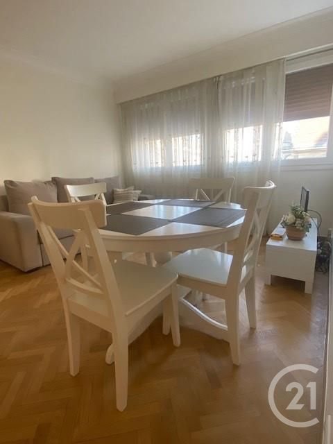 Appartement à louer, 59m², Paris 17ème