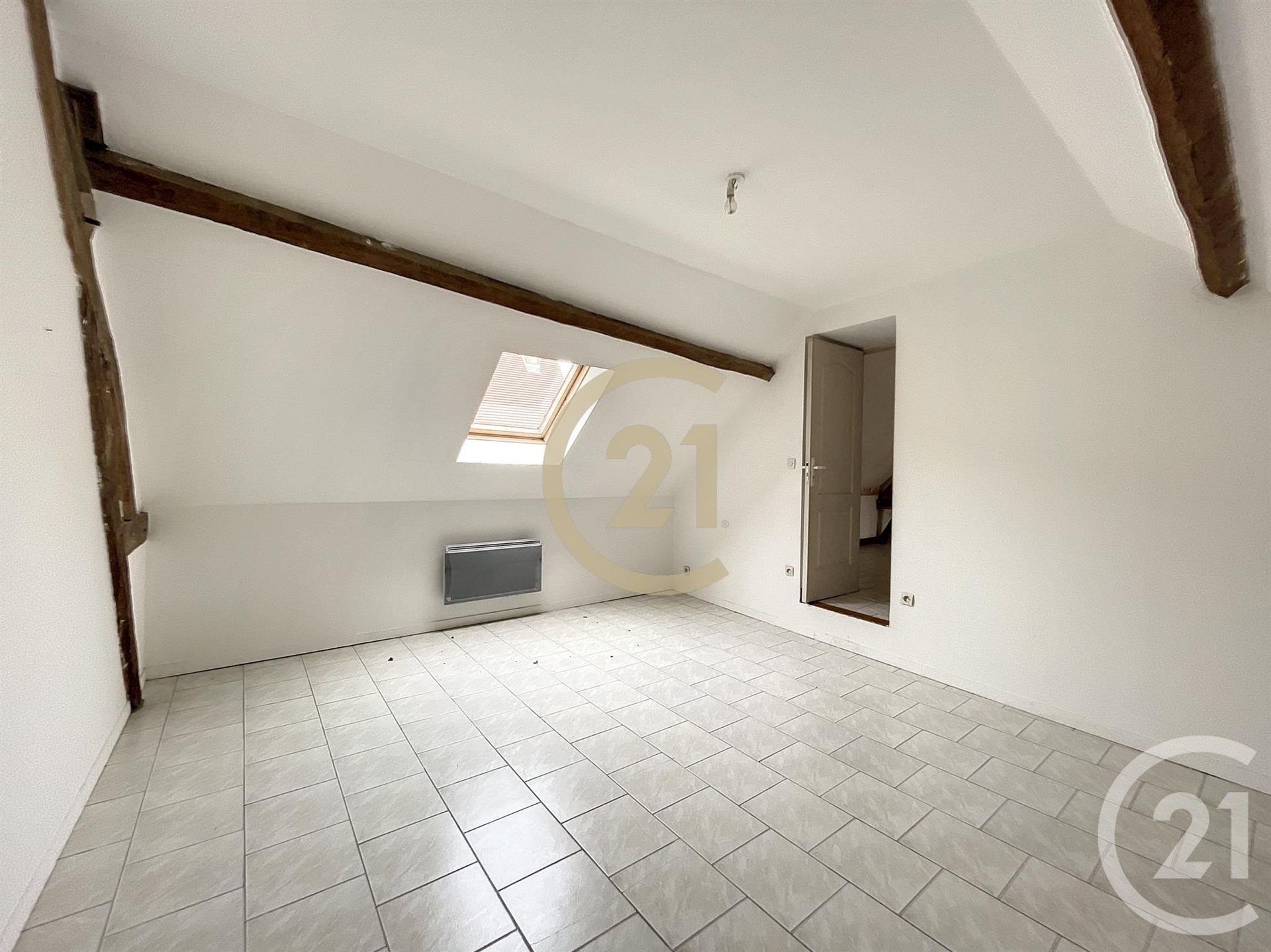 Maison à louer, 72m², Villemanoche