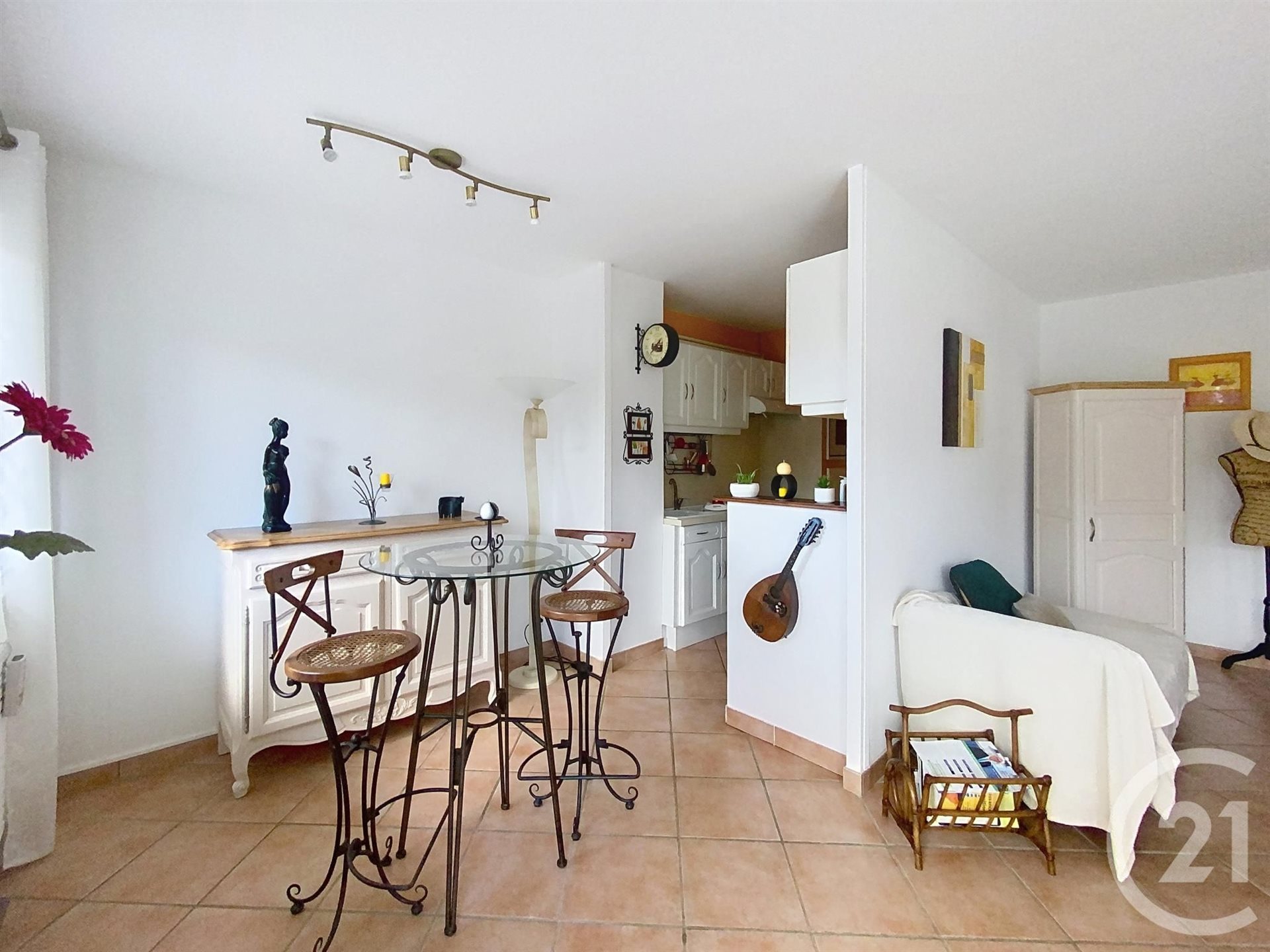 Appartement à vendre, 80m², Saint-Max