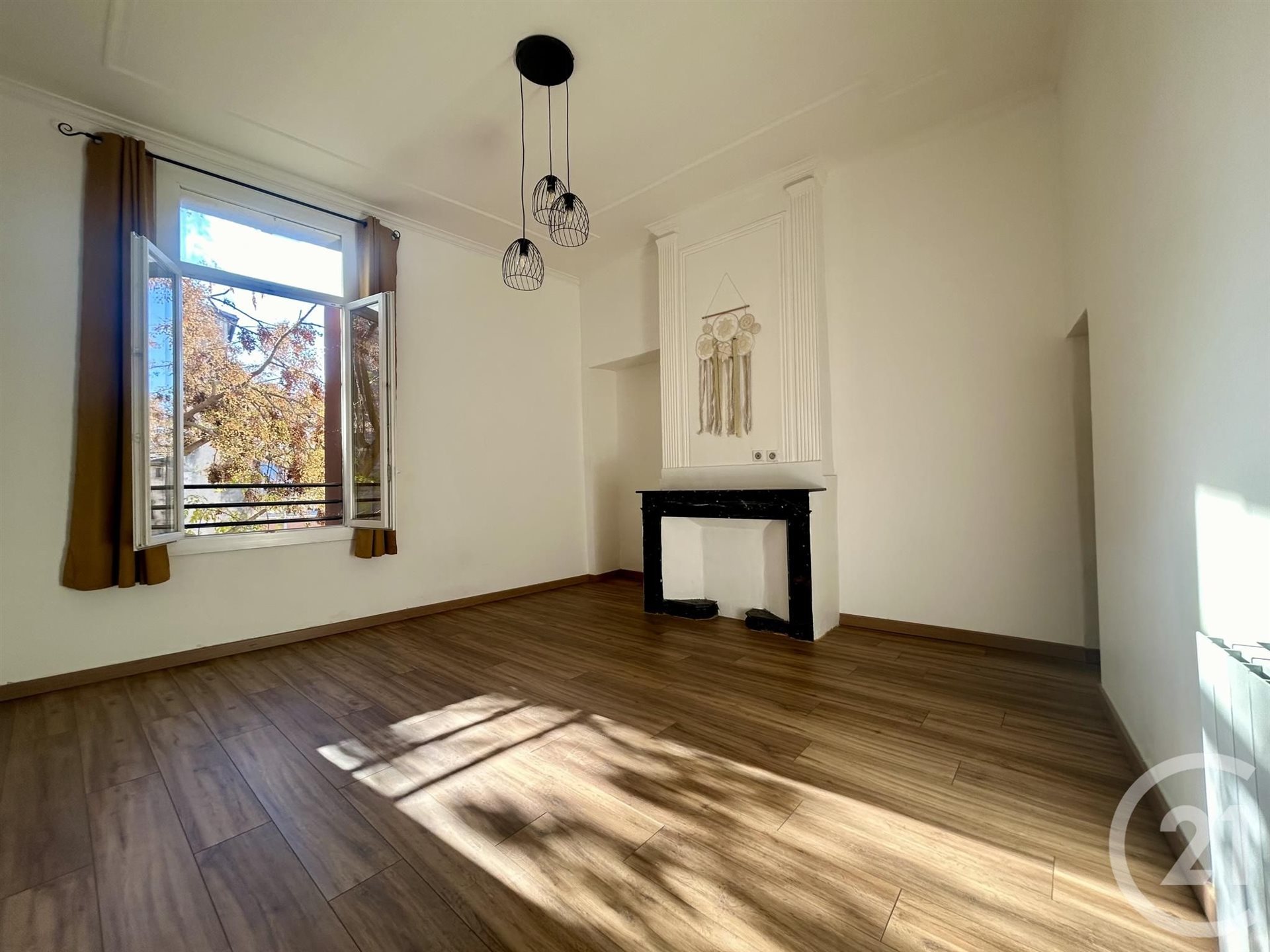 Appartement à louer, 77m², Lunel