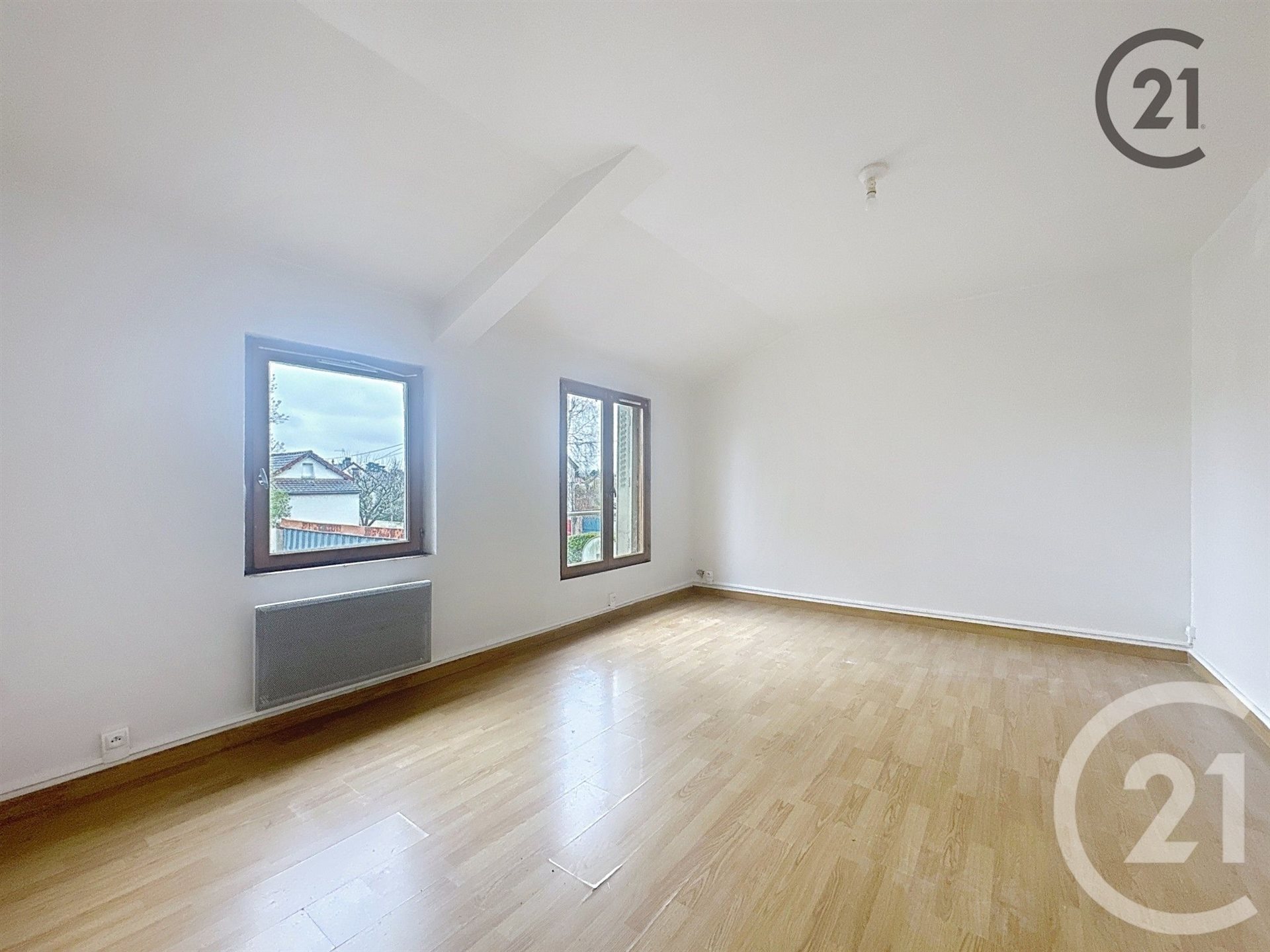 Appartement à louer, 65m², Villeneuve-sur-Yonne