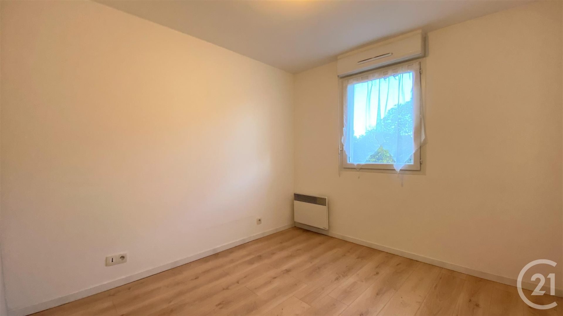 Appartement à louer, 45m², Trappes