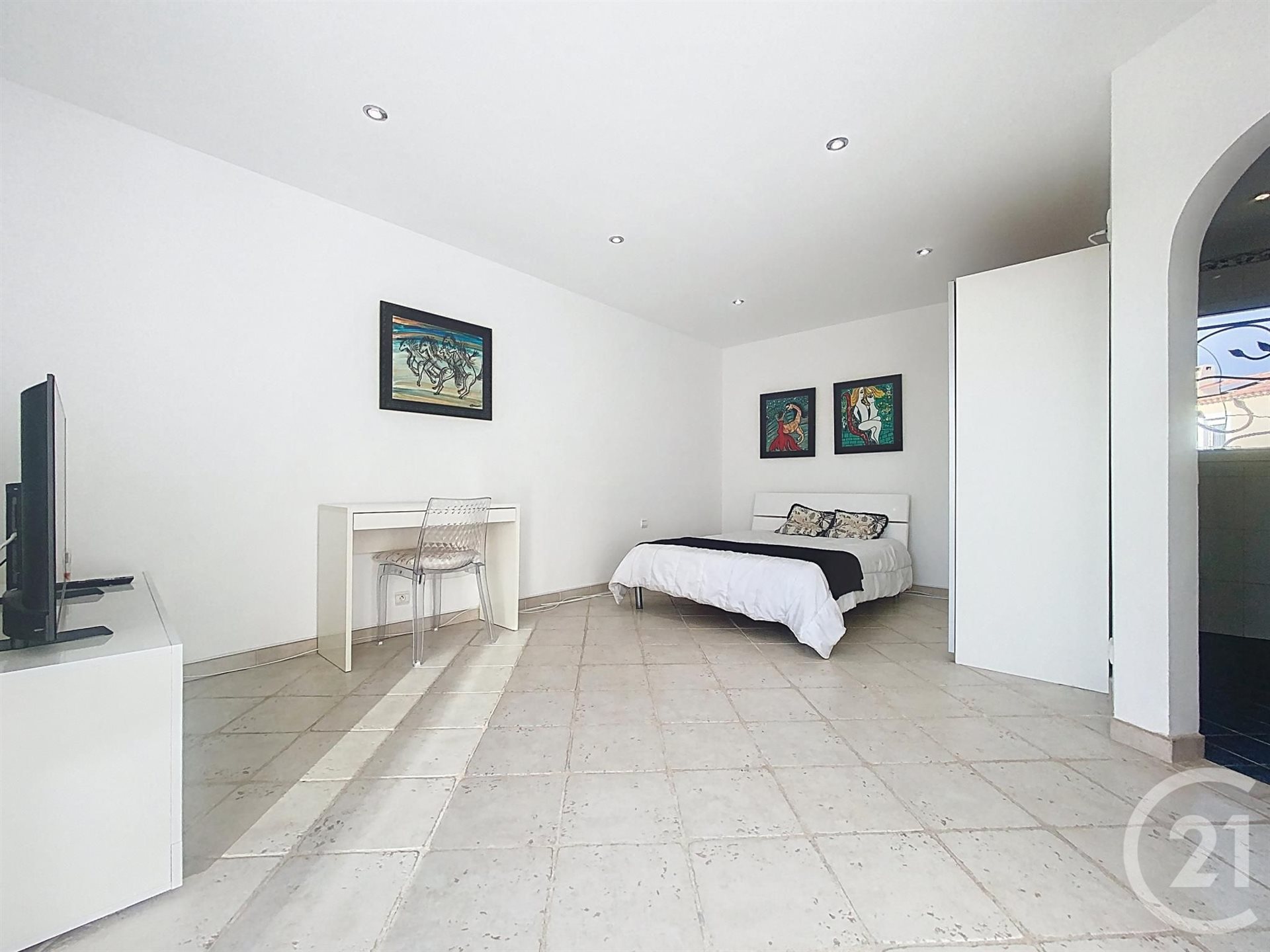 Maison à louer, 200m², Saint-Laurent-du-Var